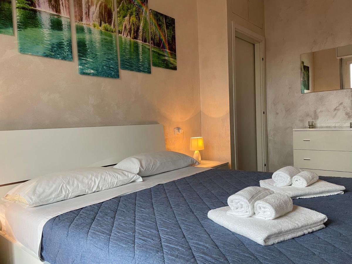 Adriano Metro & Comfort Suites - Affitti Brevi Italia Mediolan Zewnętrze zdjęcie