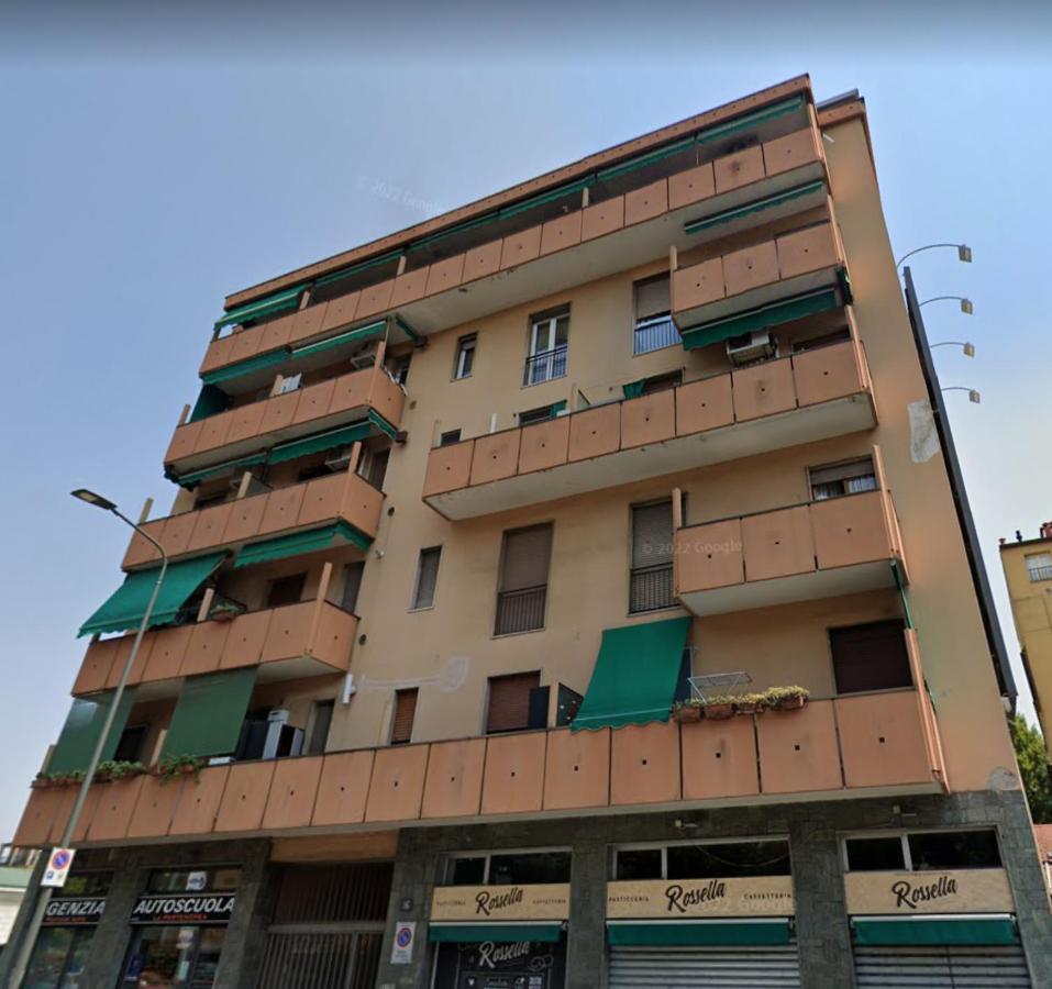 Adriano Metro & Comfort Suites - Affitti Brevi Italia Mediolan Zewnętrze zdjęcie